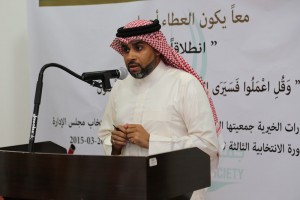 الأستاذ عبد المنعم الشايب