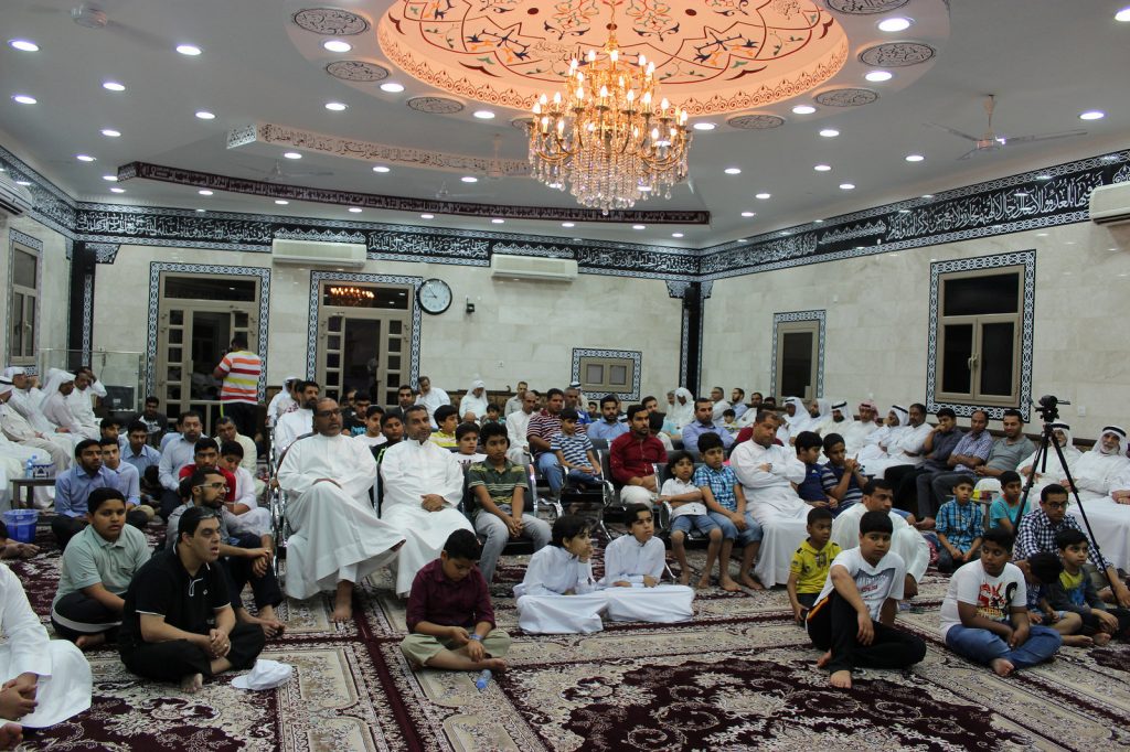 26217158193_2369477f06_h