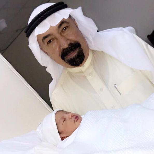 "حسن" سبط الأستاذ علي عباس مال الله